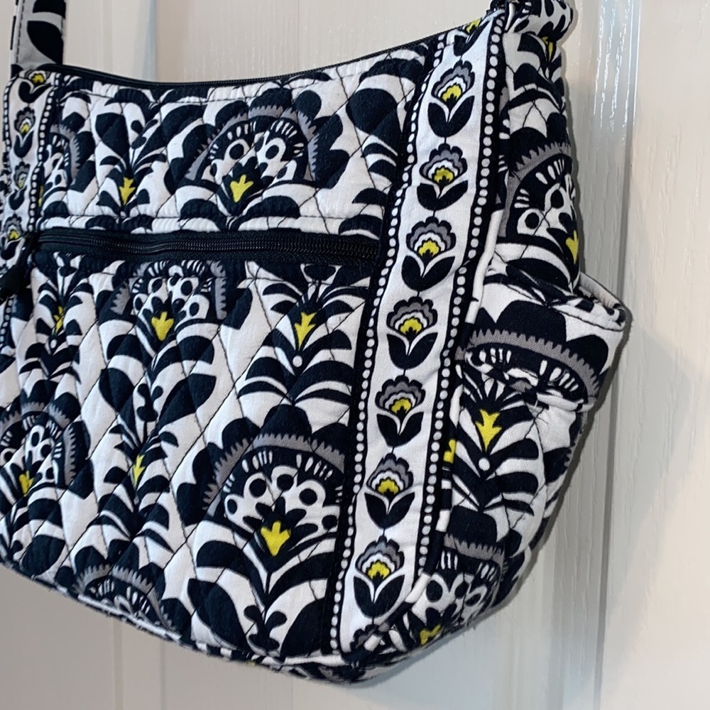 Vera Bradley Purse Fanfare Pattern Adjustable Straps - Picture 4 of 13